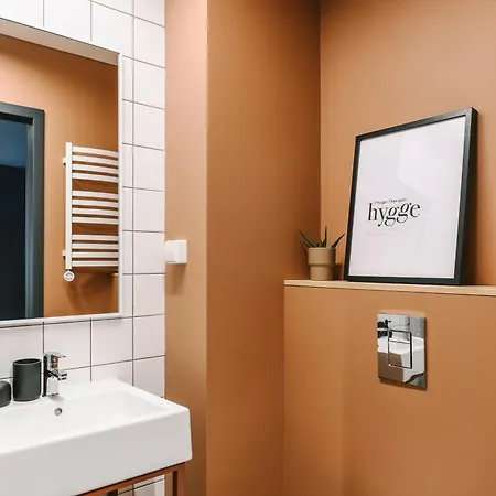 Liv In New Town Апартаменты *